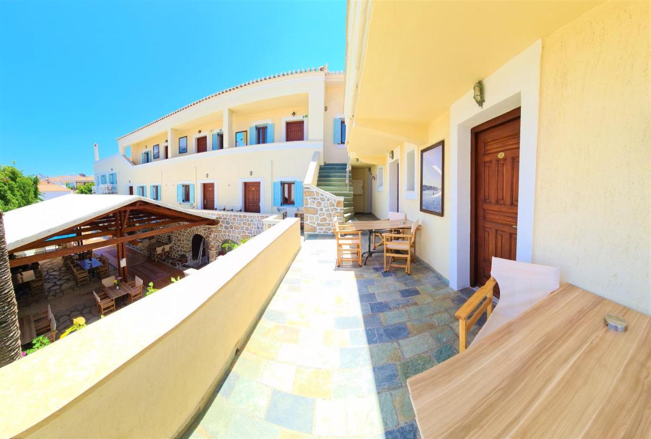 Kastro Hotel Spétses Dış mekan fotoğraf