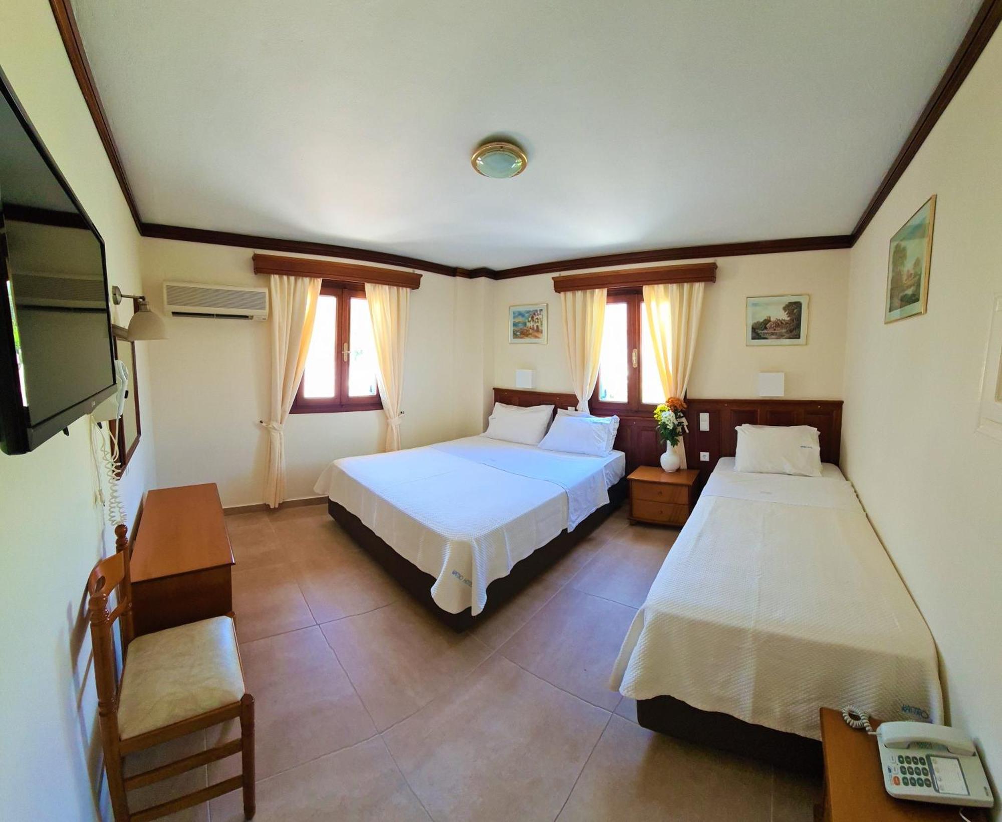 Kastro Hotel Spétses Oda fotoğraf