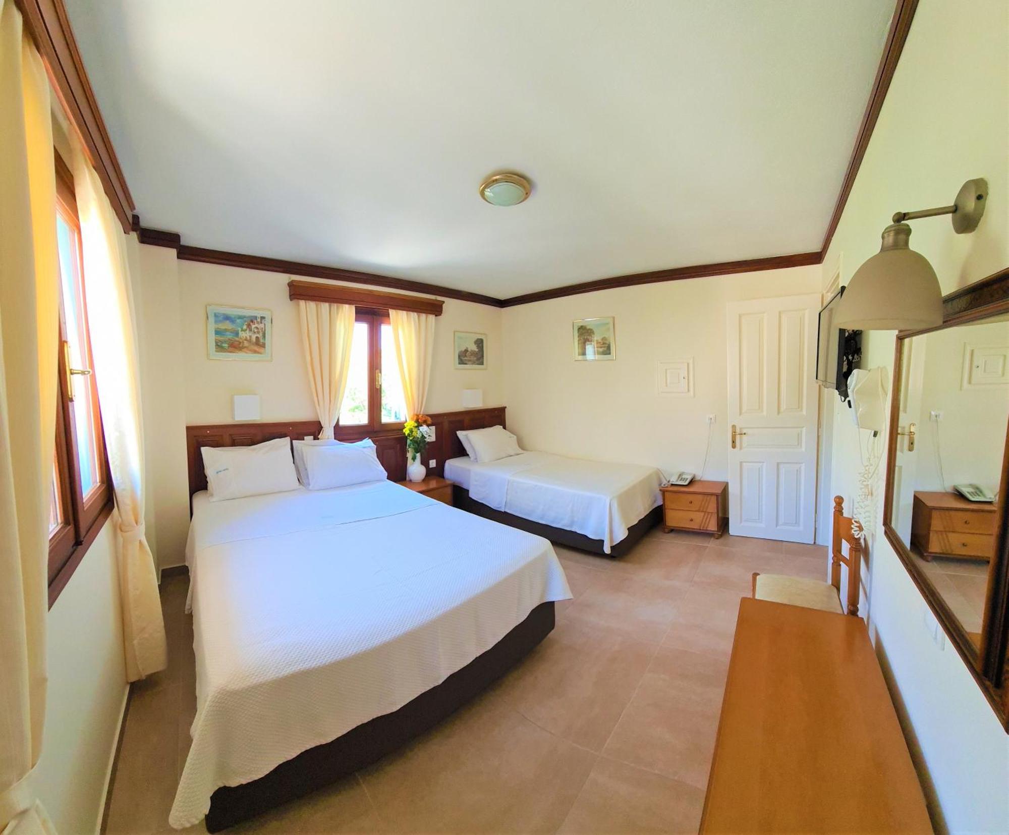 Kastro Hotel Spétses Oda fotoğraf