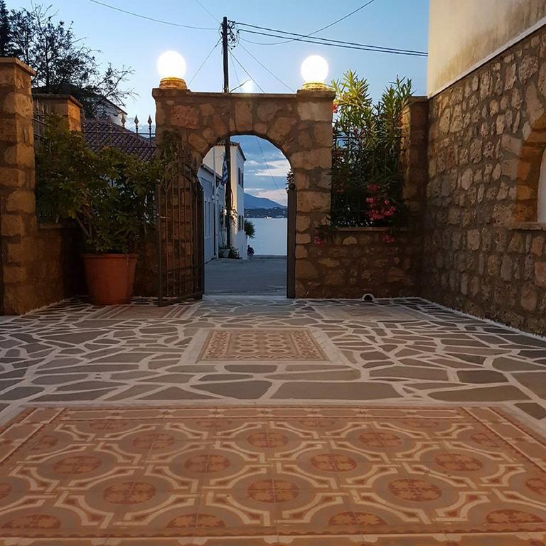 Kastro Hotel Spétses Dış mekan fotoğraf